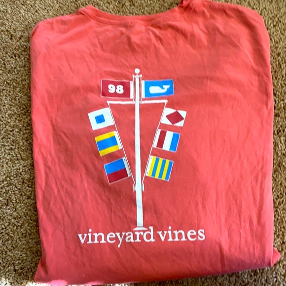 Vineyard Vines Other - Vineyards Vines T-shirt